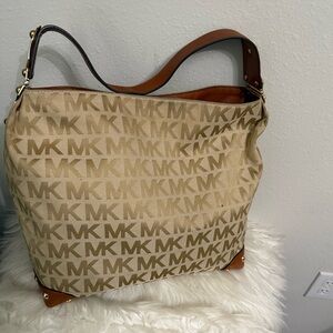 Michael KORS signature bag